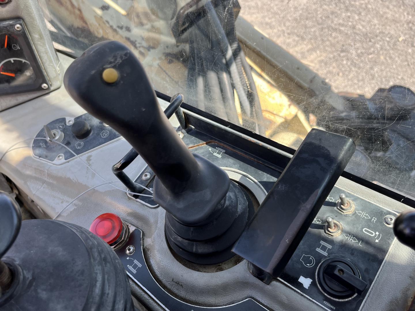 ./imagenes/INVOICE/2019/15026/HIDROTRACK INGERSOLL RAND EMC-720 (33).JPG